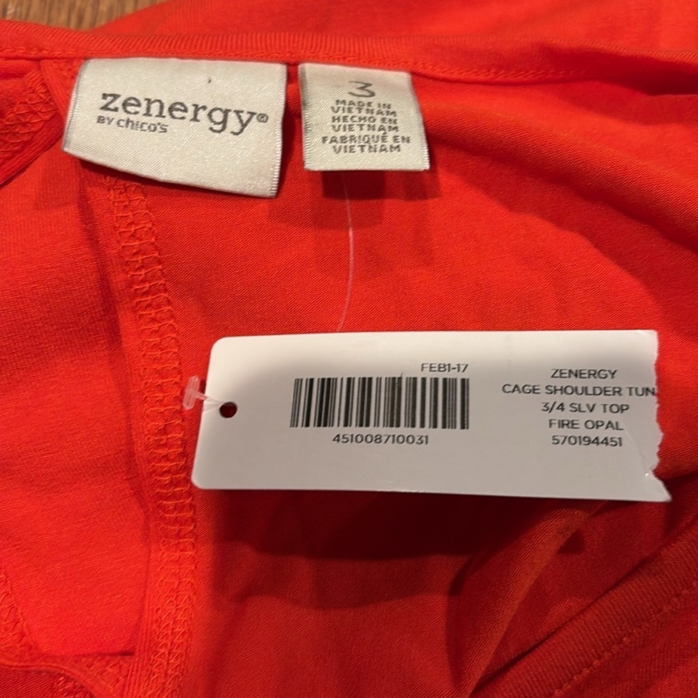 (16) 3 Zenergy by Chicos cage shoulder red top - NWT - Picture 3 of 4